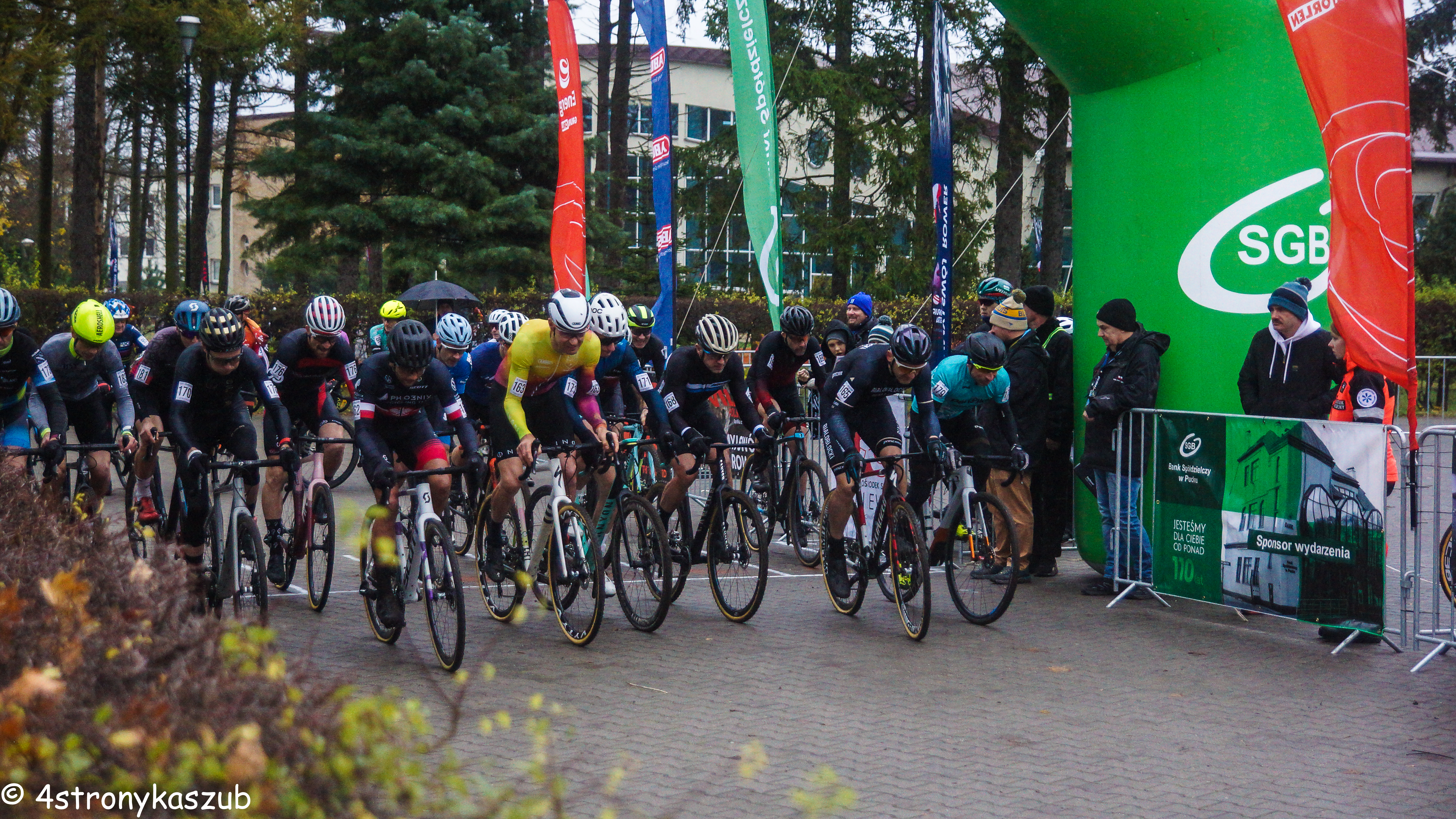 Klif Team. „DALEJ NA PÓŁNOC ROWEREM SIĘ NIE DA” UCI C2 we Władysławowie